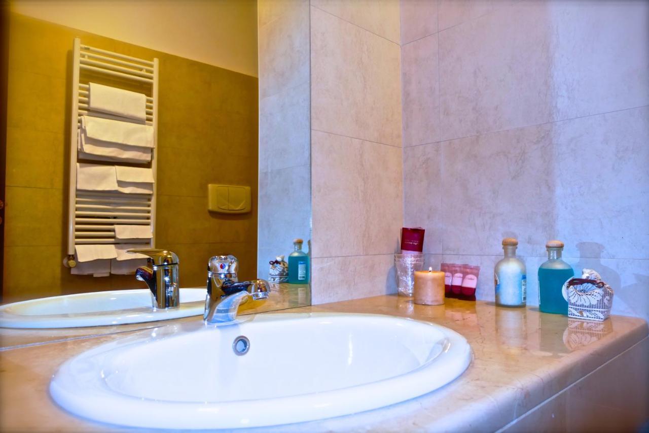 Hotel Colucci Nusco Экстерьер фото