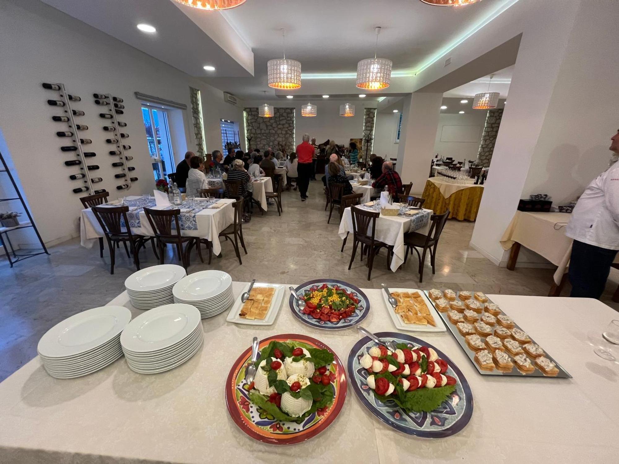 Hotel Colucci Nusco Экстерьер фото