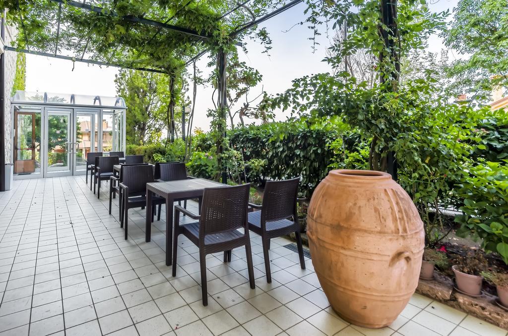 Hotel Colucci Nusco Экстерьер фото